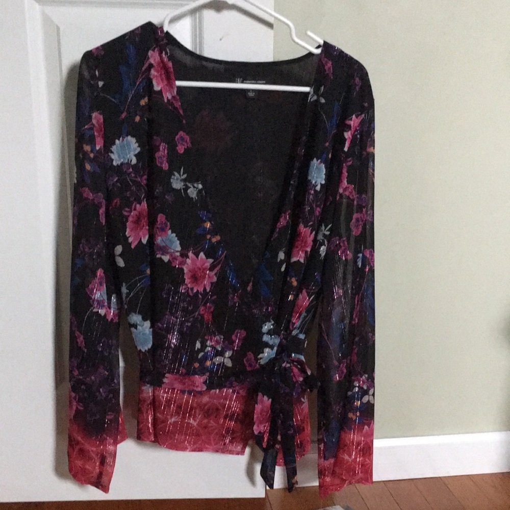Gorgeous INC blouse with shimmery floral pattern